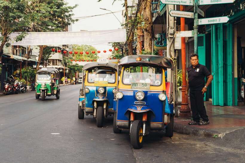 Bangkok: Private Riverside, Boat Ride & Chinatown, 1 Day - Charoen Krung Walking Tour
