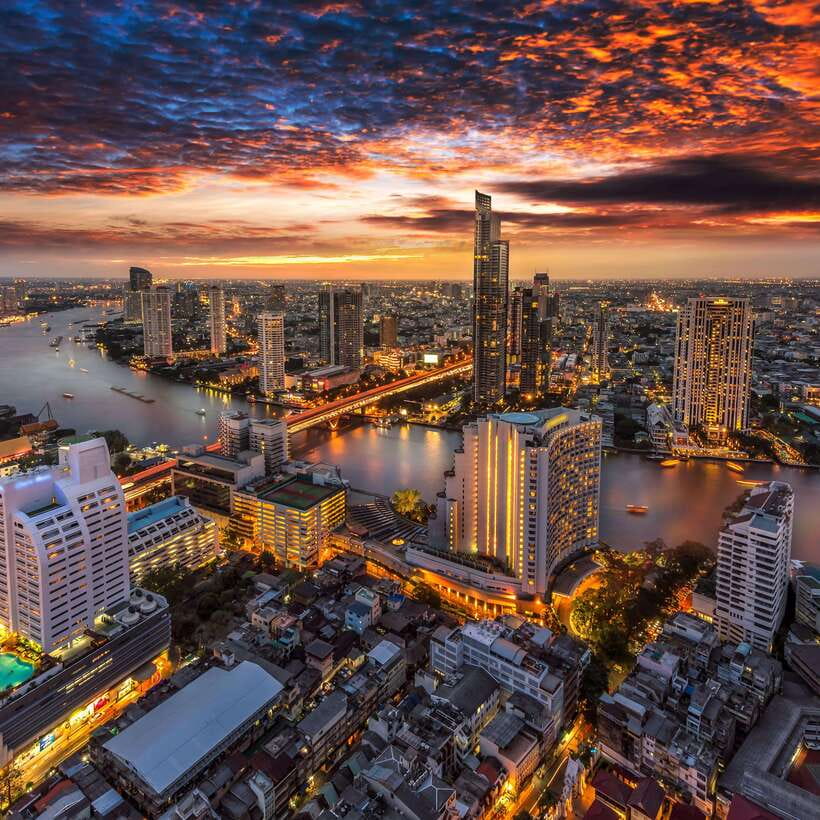 Bangkok: Tuk-Tuk Ride, Wat Arun, and Flower Market Tour - Itinerary Highlights