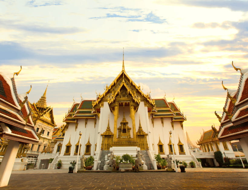 Bangkoks Best: City Highlights and Floating Markets Tour - Exploring the Grand Palace and Wat Phra Kaew