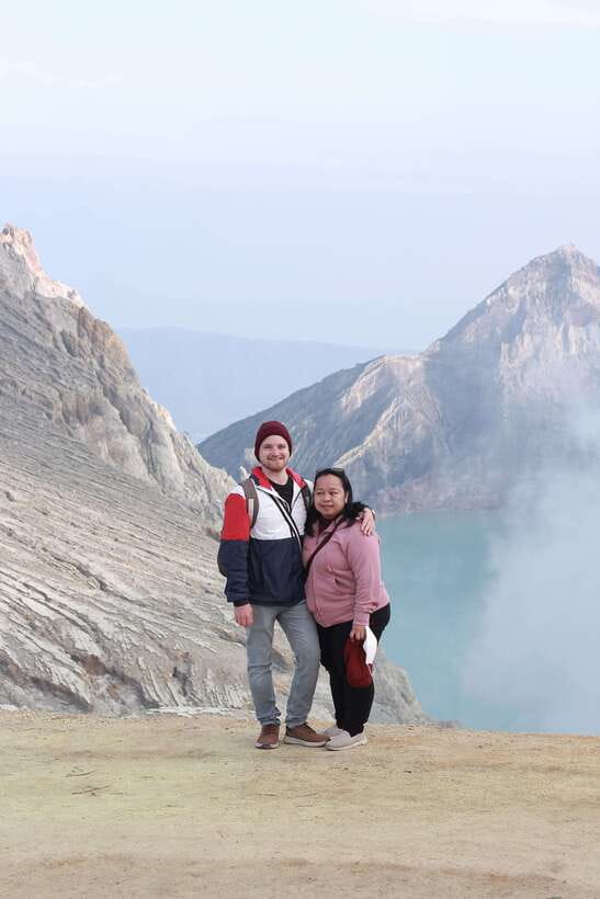 Banyuwangi: Ijen Blue Fire and Sunrise Volcano Tour - Analyzing the Experience — What Sets It Apart