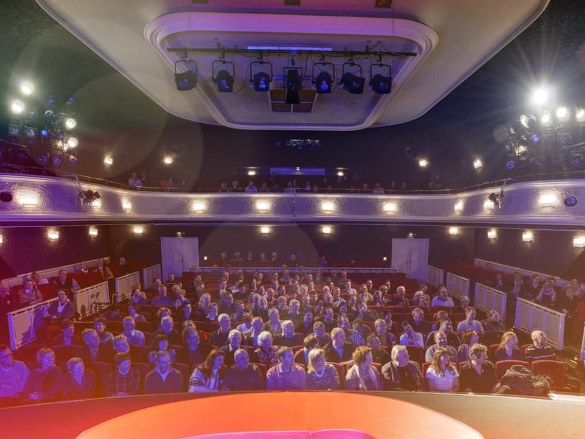 Berlin: DISTEL - The capital cabaret - Who Should Book This?