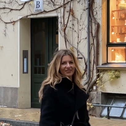 Berlin: Hidden Backyards Guided Walking Tour - A Closer Look at the Experience