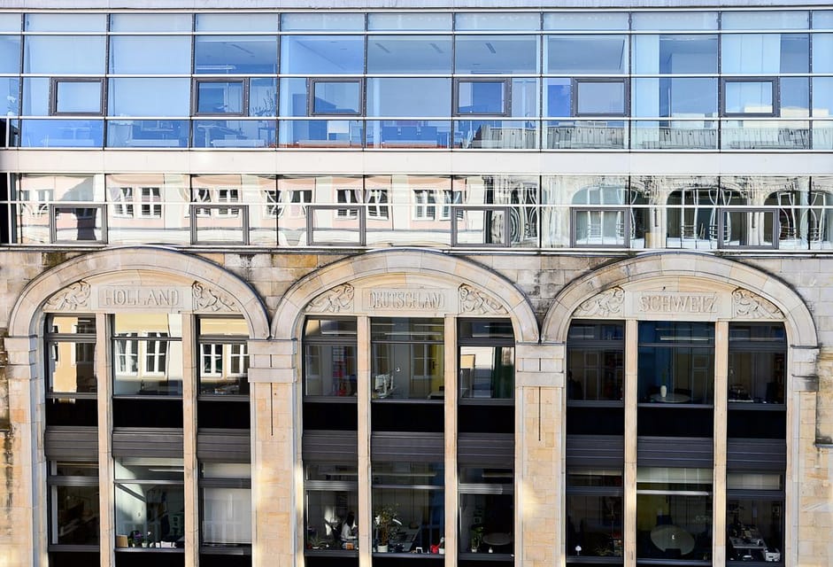 Berlin: Hidden gems around the Gendarmenmarkt - Guided walking tour - A Detailed Look at the Tour