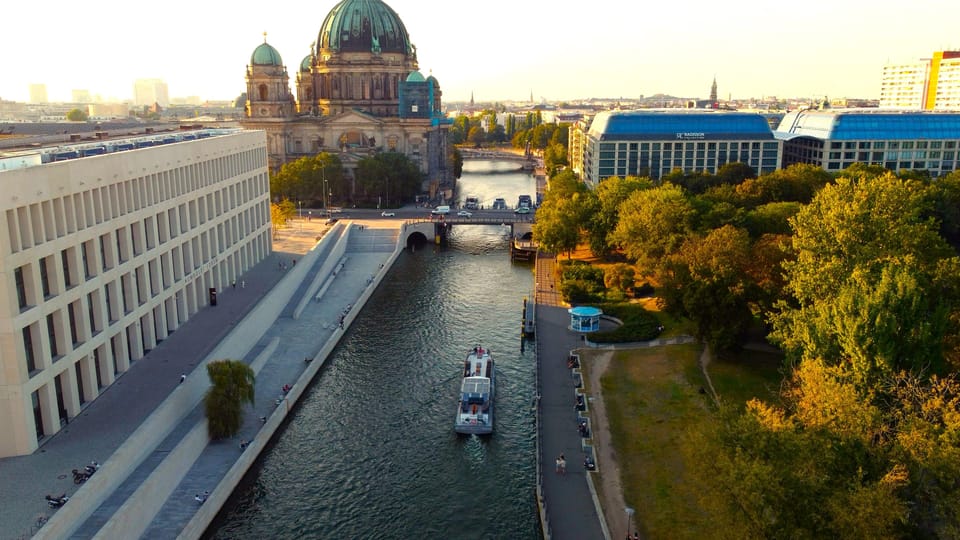 Berlin: Spree River Romantic Moon Boat Ride - Authentic Experiences and Real Guest Feedback