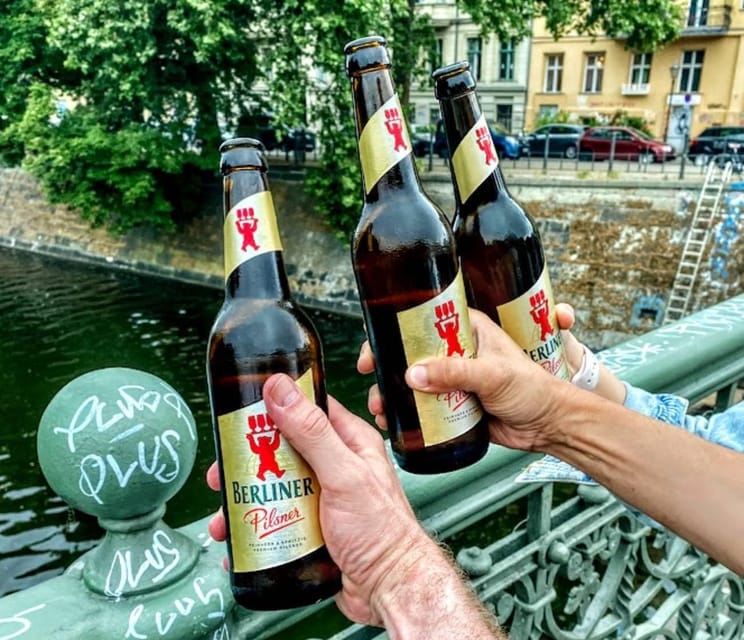 Berlin: Street Food Tour with 10 Tastings - The Itinerary in Detail