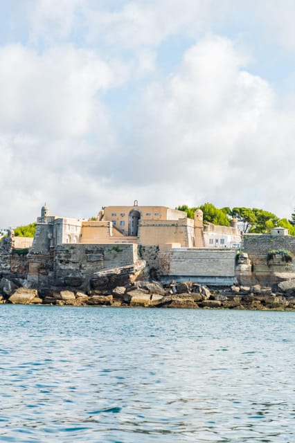 Boat tour: charming Cascais Coast to Lisbon lighthouse - Why This Tour Is Worth Considering