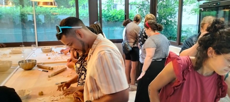 Bologna: Traditional Bolognese Cooking Class With a Meal - Instructor and Languages
