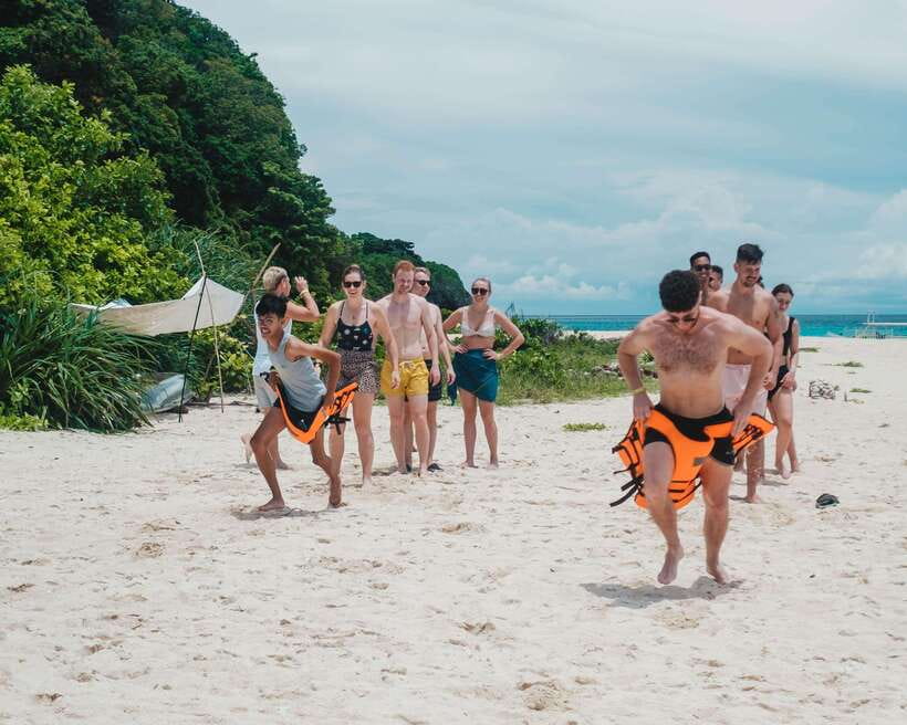 Boracay: Island Hopping & Cliff Jumping by Haqqy Life - Who Is This Tour Best For?  