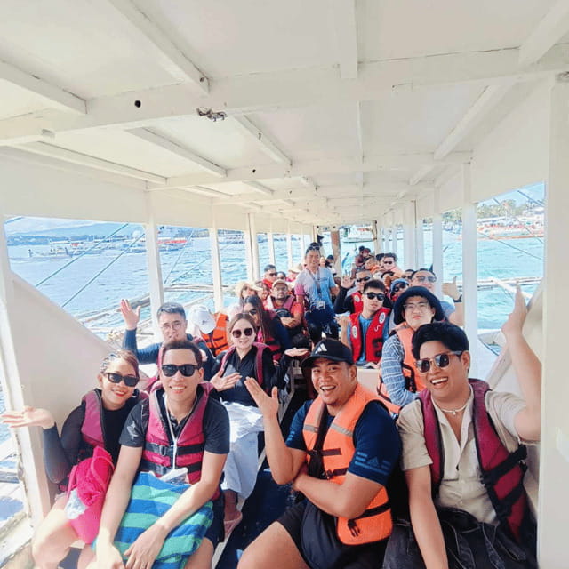 Boracay: Island Hopping with Lunch and Parasailing - Detailed Breakdown of the Itinerary