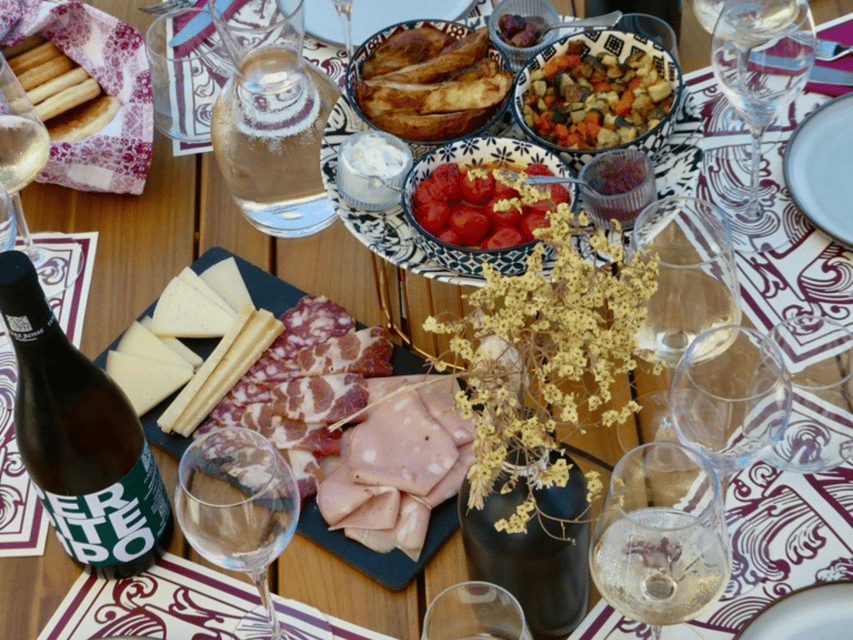 Boutique Winery Tour With Wine Tasting & Food in Bologna - Itinerary and Experience