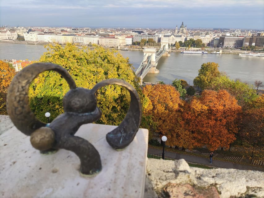 Budapest: Guided City Walking Tour in Buda and Pest - The Experience from a Traveler’s Perspective