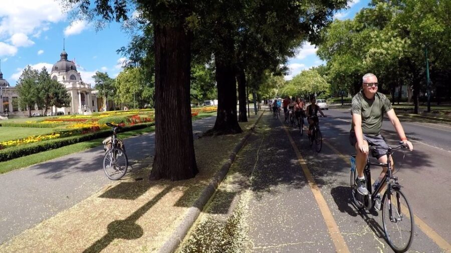 Budapest Highlights Bike Tour with a local guide - What’s Included and Why It Matters