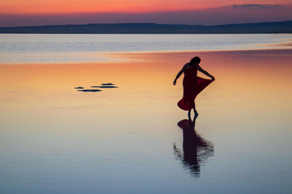 Cappadocia Amazing Sunset Tour To Salt Lake - Practical Aspects and Traveler Tips