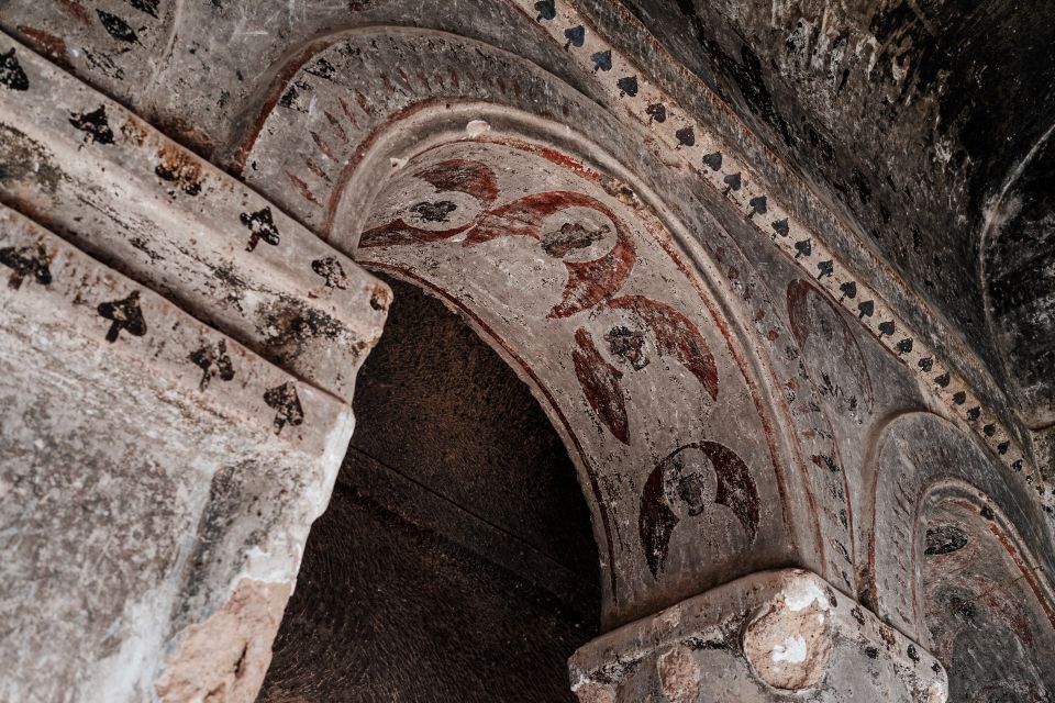 Cappadocia: Göreme Red Tour with Lunch and guide - What Makes This Tour Special