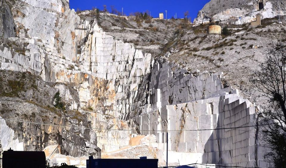 Carrara Marble Tour by van from Lucca, Pisa or La Spezia - Inside the Marble Cave: An Unforgettable Experience