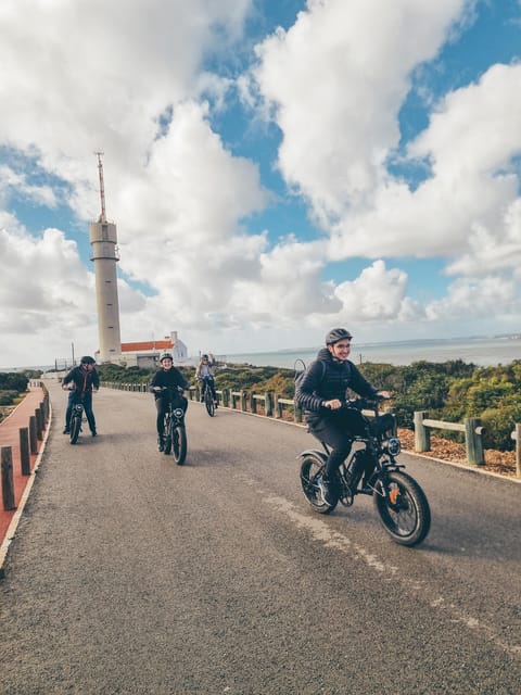 Carvoeiro & Ferragudo: Private Fat Bike Tour - Detailed Breakdown of the Itinerary