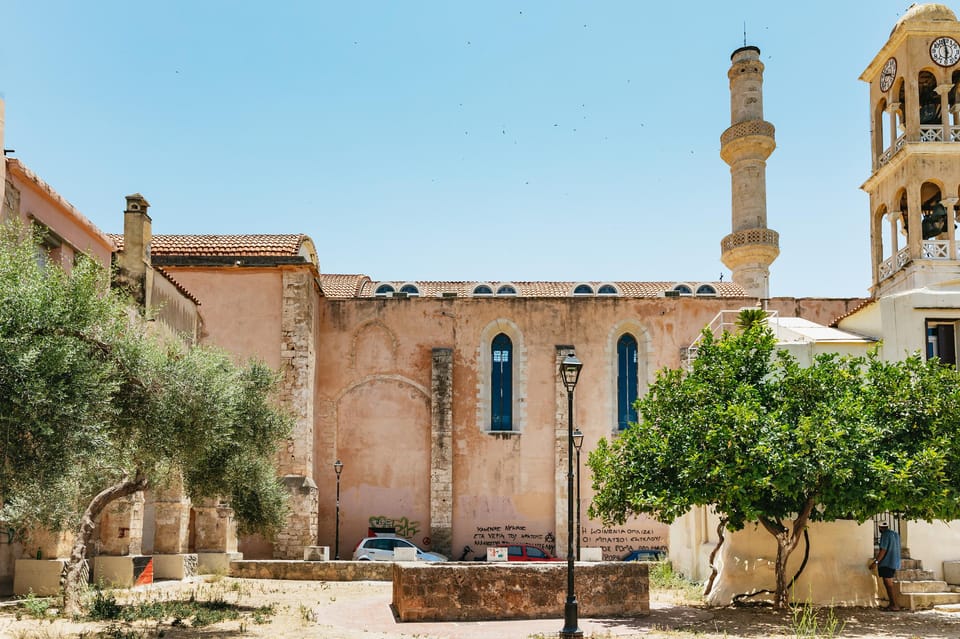 Chania: Old Town Highlights Guided Tour with Street Food - Authenticity and Reviews: What Travelers Say