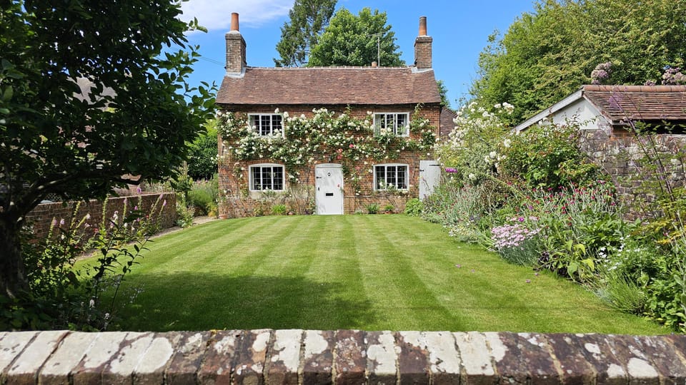 Chawton and Alton: tours to discover Jane Austen's most beloved places - Who Will Love This Tour?