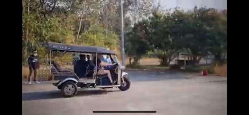 Chiang Mai: Tuk Tuk Driving Experience - Itinerary and Activities
