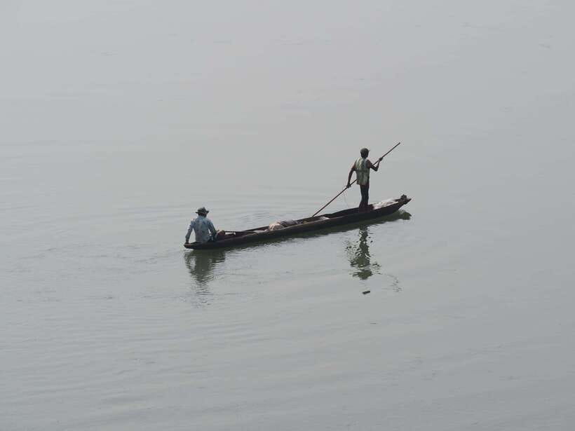Chitwan: Canoeing, Jungle Walk, and Multi-Day Trek - What’s Included and What’s Not
