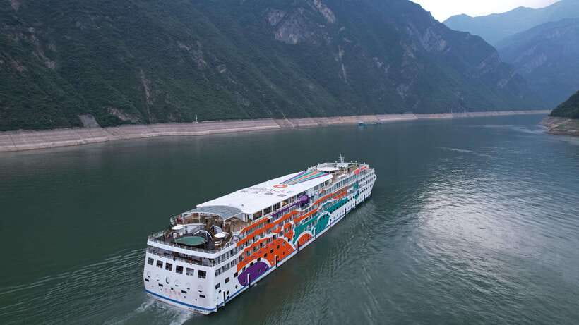 Chongqing: All Inclusive Yangtze Miracle Luxury 4D3N Cruise - What Makes This Cruise Stand Out?