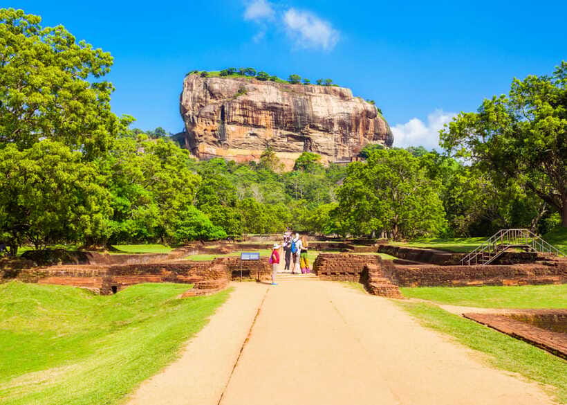 Colombo: Sri Lanka Cultural Triangle Hotspots 2-Day Tour - Value and Practicality