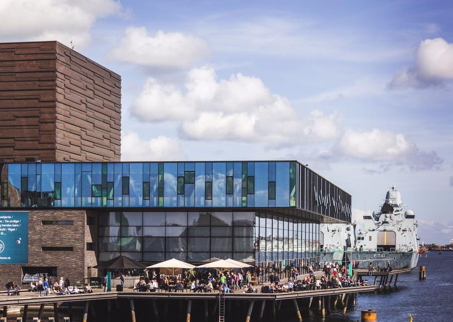 Copenhagen: Guided Walking Tour in French - What to Expect on the Tour