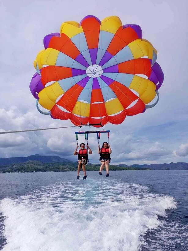 Coron: Parasailing with Hotel Transfer Watersports - Analyzing the Value  