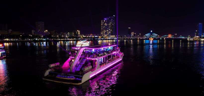 Da Nang: Poseidon Cruise With Dinner and Dragon Bridge Show - Dining Options on Board