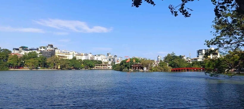 Discovery Hanoi City Tour Full Day Trip/Limousine Bus/Lunch