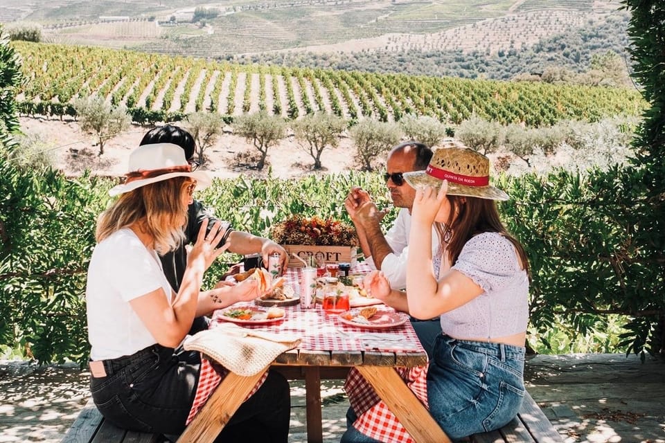Douro - Pinhão: tasting Porto CROFT wines at Quinta da Roêda - Picnic Lunch Amidst the Vines