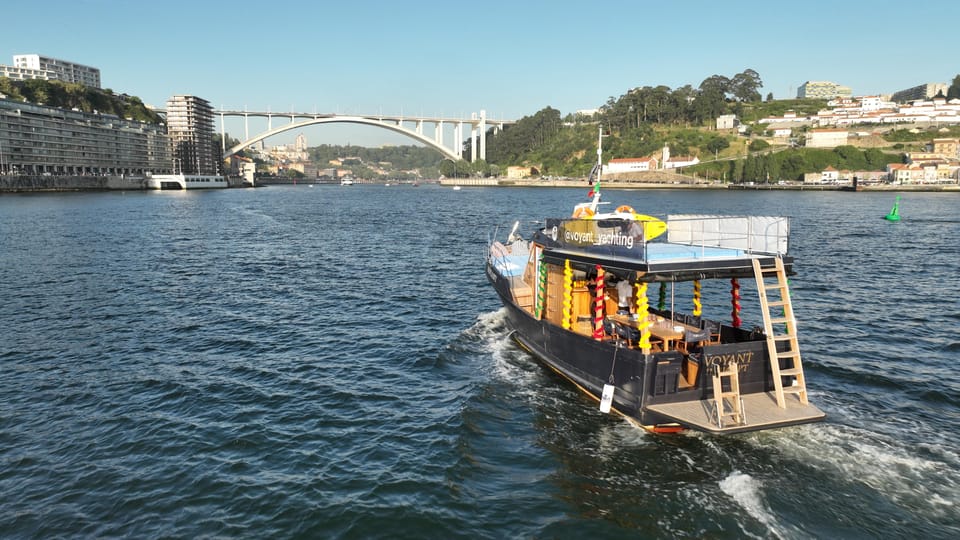 Douro River: 2-Hour Glimpse Cruise on a Classic Boat - Who Should Consider This Tour?