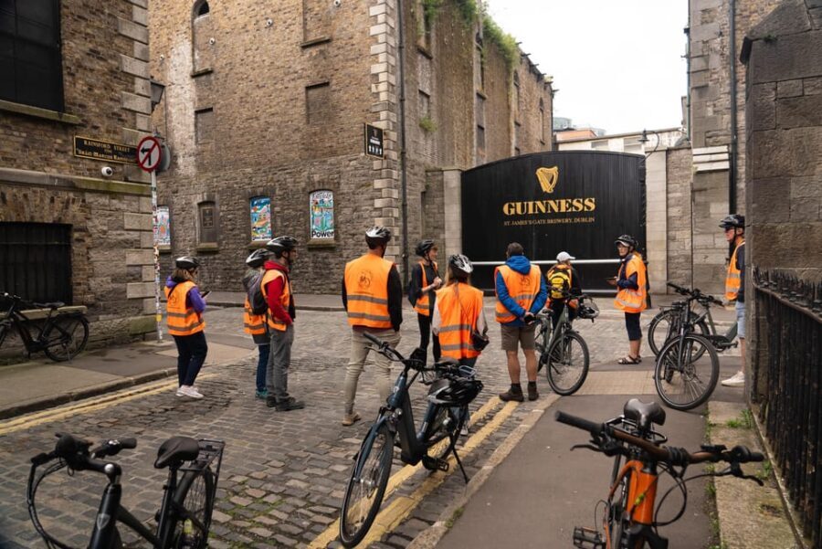 Dublin: Bike & E-Bike Tour with a Local Guide - What to Expect: A Full Breakdown of the Itinerary