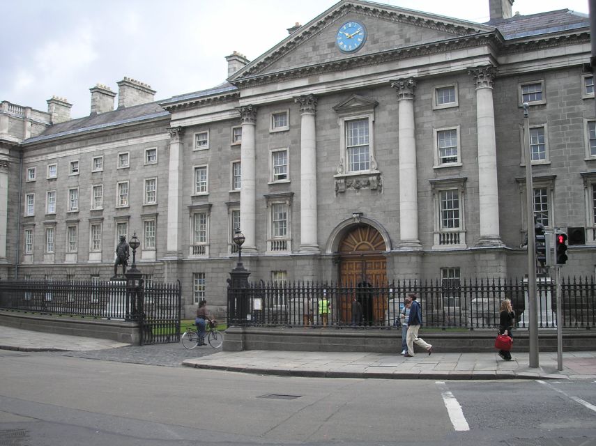 Dublin: Highlights and Hidden Corners Walking Tour - Why Choose This Tour?