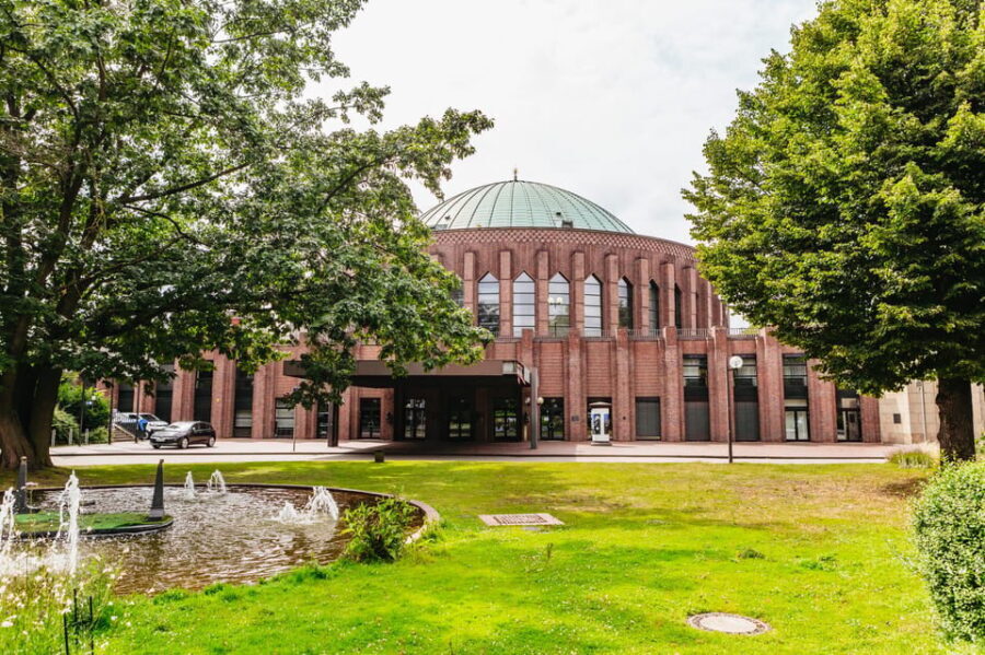 Düsseldorf: Guided City Architecture Walking Tour - The Itinerary in Detail