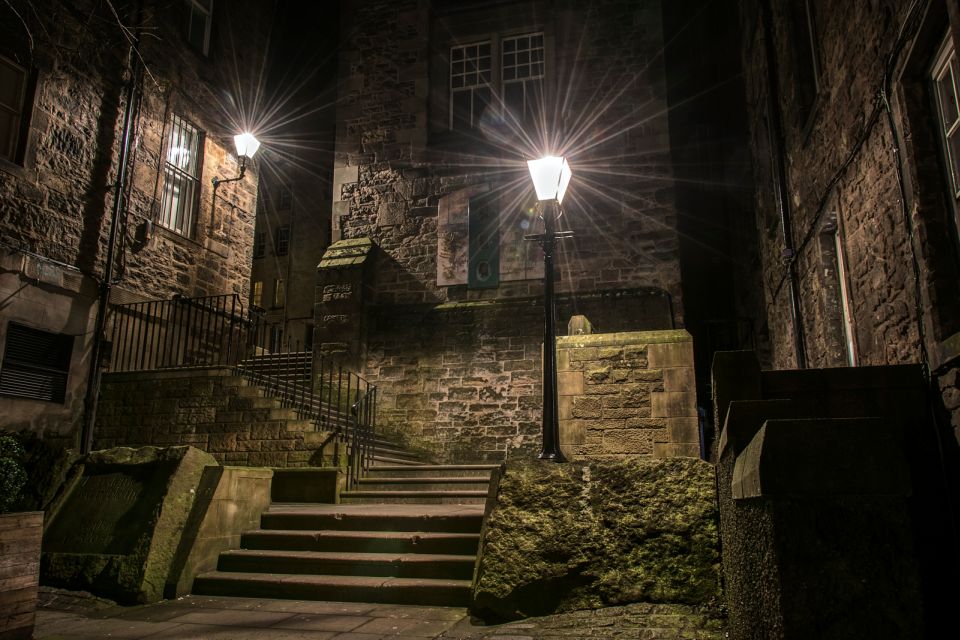 Edinburgh: Guided Ghost Walking Tour in Spanish - Final Thoughts