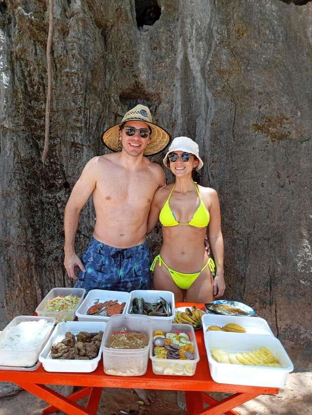 El Nido: Private Tour B with Snake Island and Caves - What’s Included and What to Bring