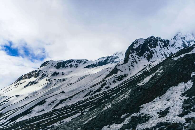 Everest Base Camp, Cho-La Pass, and Gokyo Trek - Starting the Adventure: From Lukla to Namche Bazaar  