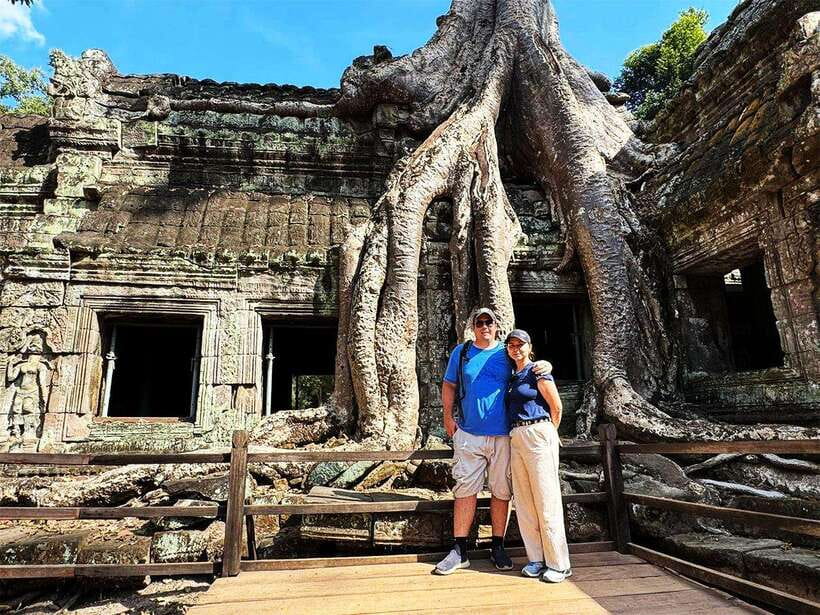 Explore Angkor Tour with Sunset - Stop 3: Bayon Temple