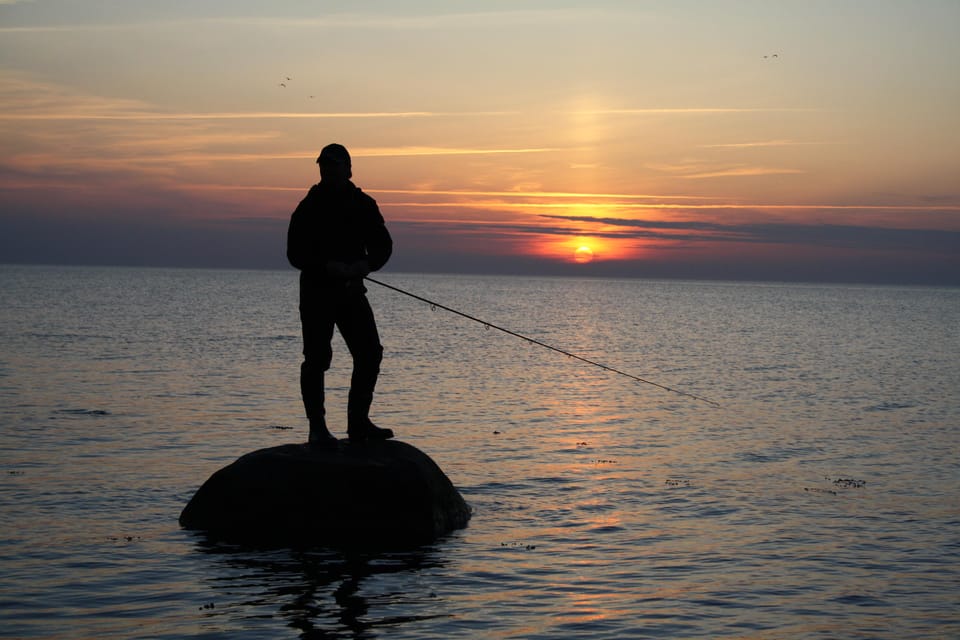 Fehmarn Heiligenhafen: Fishing tour sea fishing with a small group - A Closer Look at the Experience