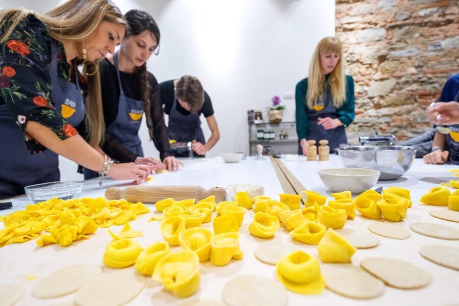 Florence: Pasta Class with 4-Course Wine-Paired Meal - Why This Experience Is a Great Choice