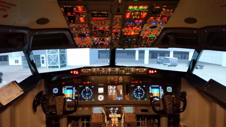 Frankfurt: "Ready for take off" - Flight Simulator B737 - An In-Depth Look at the Flight Simulator Experience