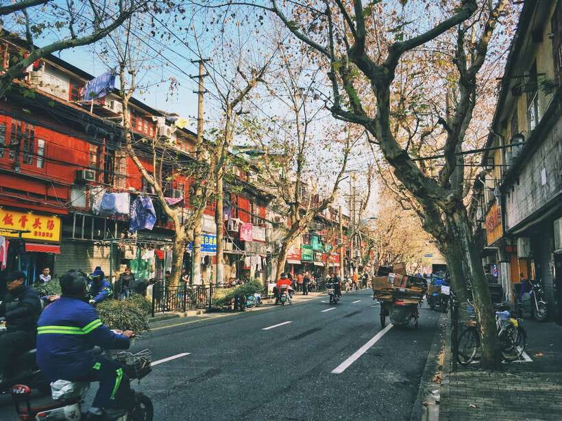 French Concession Walking Tour with a Real Local-Tip Based! - The Itinerary: A Walk Through Time and Style