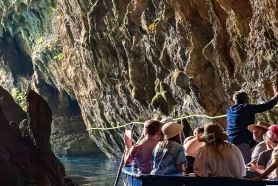 From Argostoli: Melissani Lake and Myrtos Beach Guided Tour - Exploring the Tour: A Detailed Breakdown