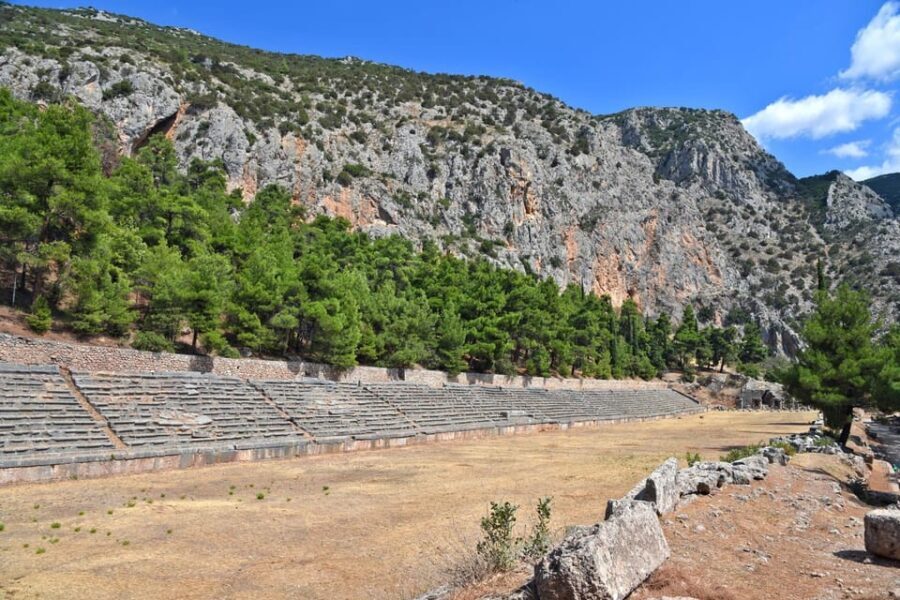 From Athens: Delphi and Osios Loukas Monastery Day Trip - Analyzing the Value for Travelers