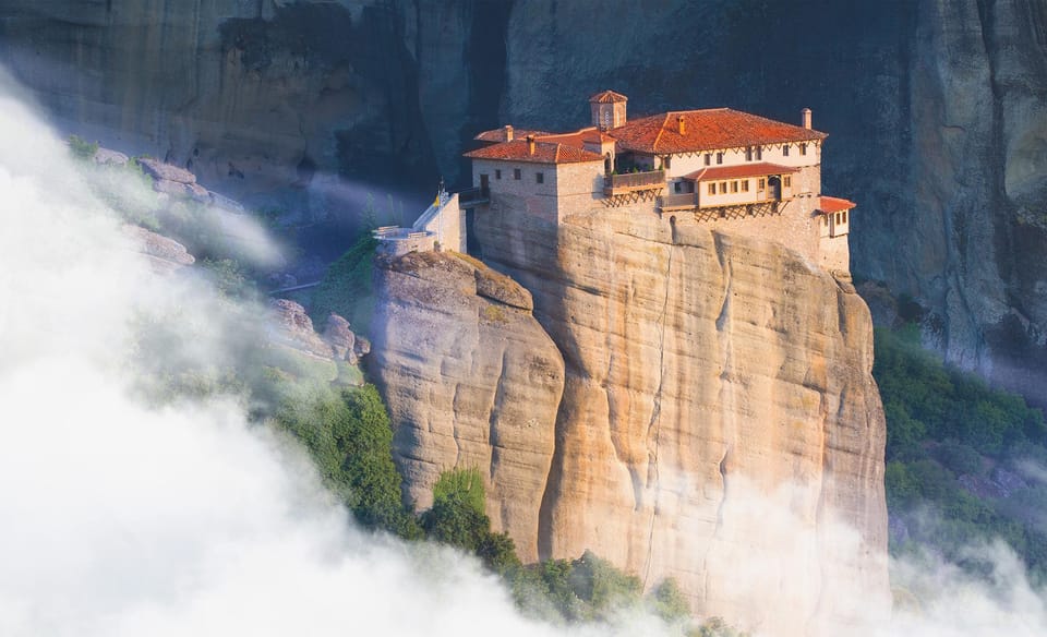 From Athens: Meteora Full-Day Trip with Guide on Luxury Bus - The Journey to Meteora: What to Expect
