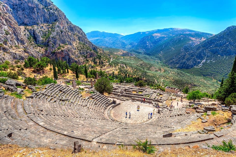 From Athens: Private Delphi and Thermopylae Guided Day Trip - Exploring the Itinerary in Detail