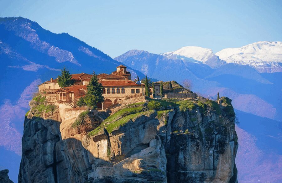 From Athens: Private Meteora Day Trip with Monasteries - The Itinerary: What to Expect