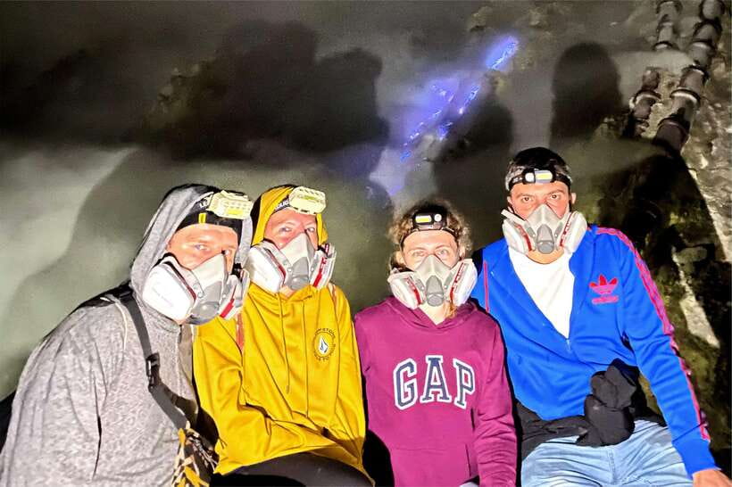 From Bali: Ijen Volcano Sunrise Hike with Transfer & All Fee - Transportation and Group Dynamics  