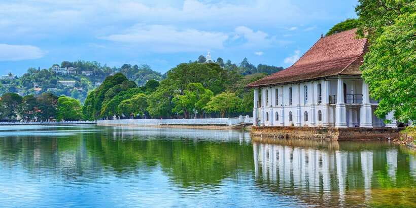 From Bentota: Kandy Tour with Tooth Temple & Gardens Visit - What’s Included and What’s Not